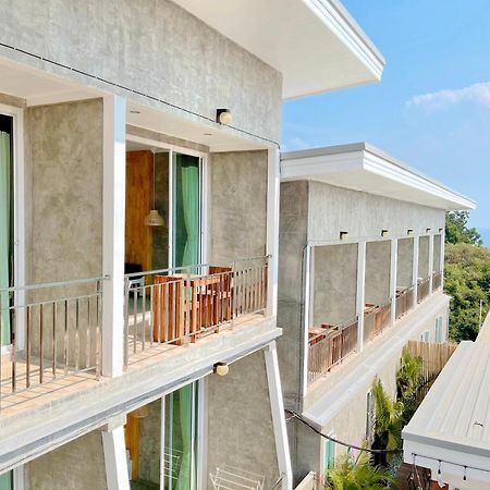 Check-In Resort Koh Larn Exterior photo
