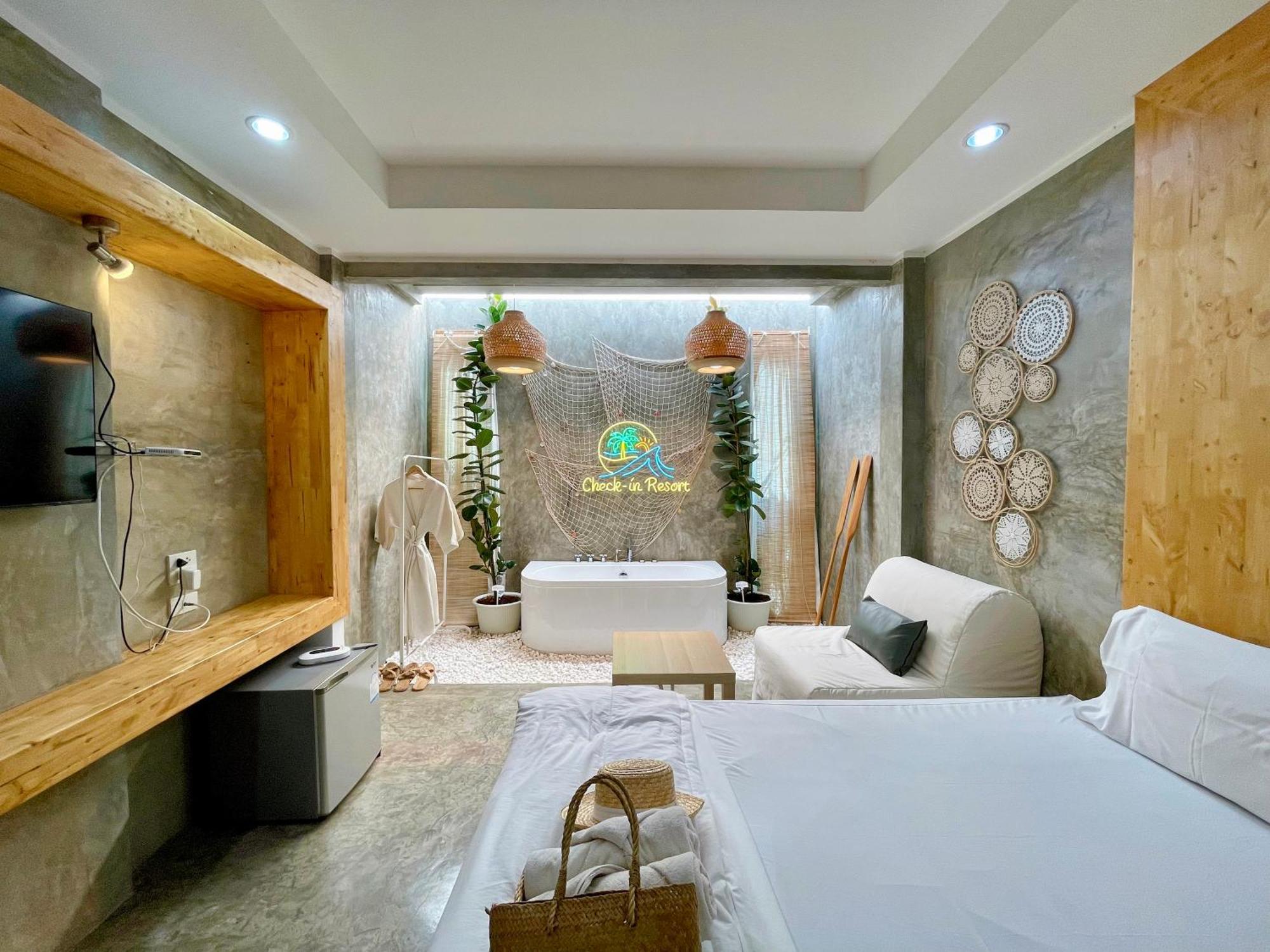 Check-In Resort Koh Larn Exterior photo